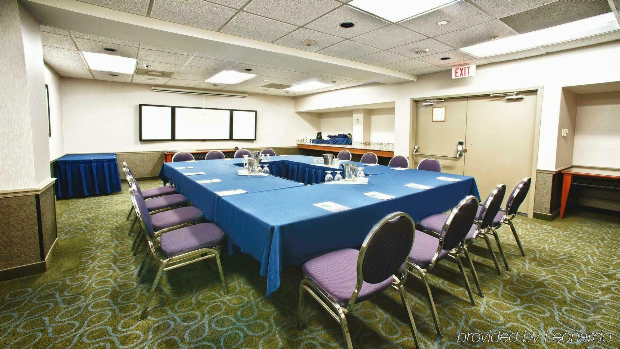 Holiday Inn Guelph Hotel & Conference Centre, An Ihg Hotel 外观 照片