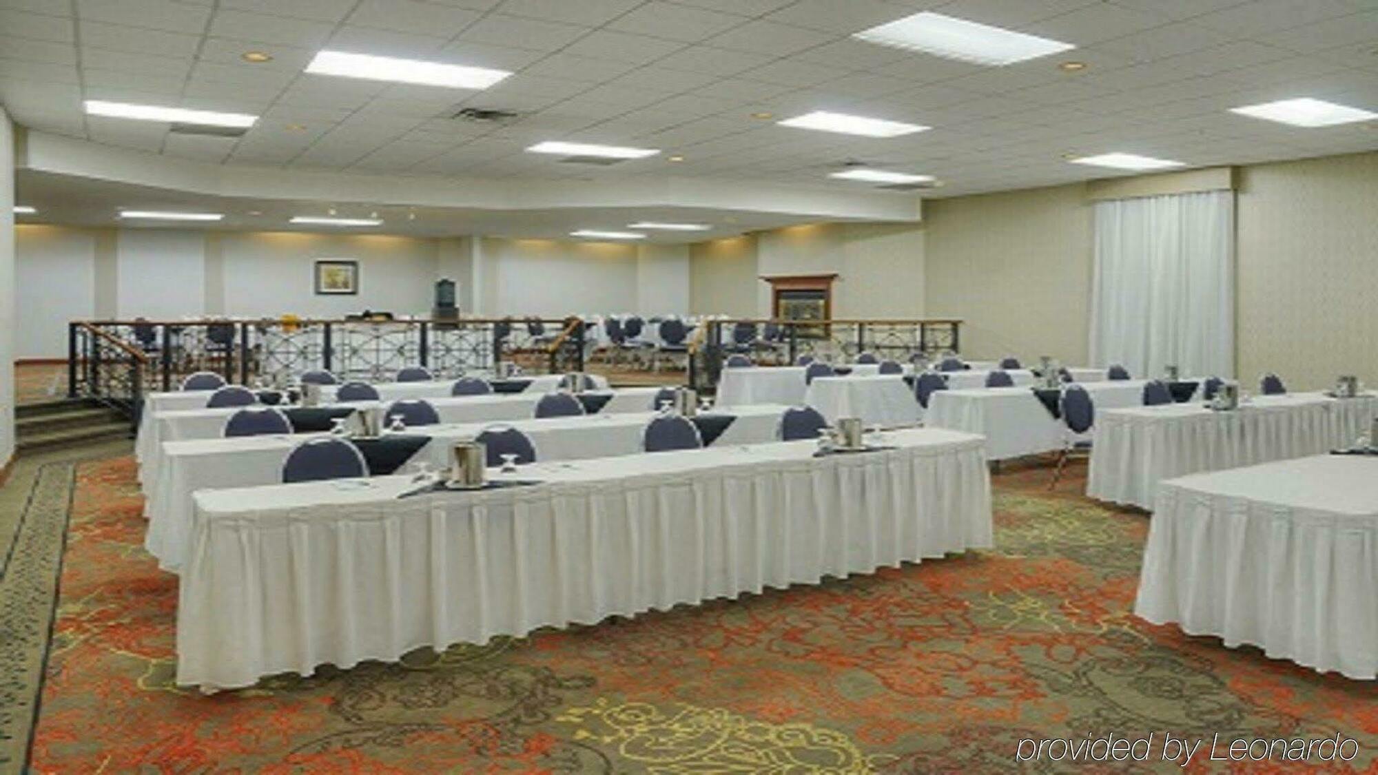 Holiday Inn Guelph Hotel & Conference Centre, An Ihg Hotel 商务 照片