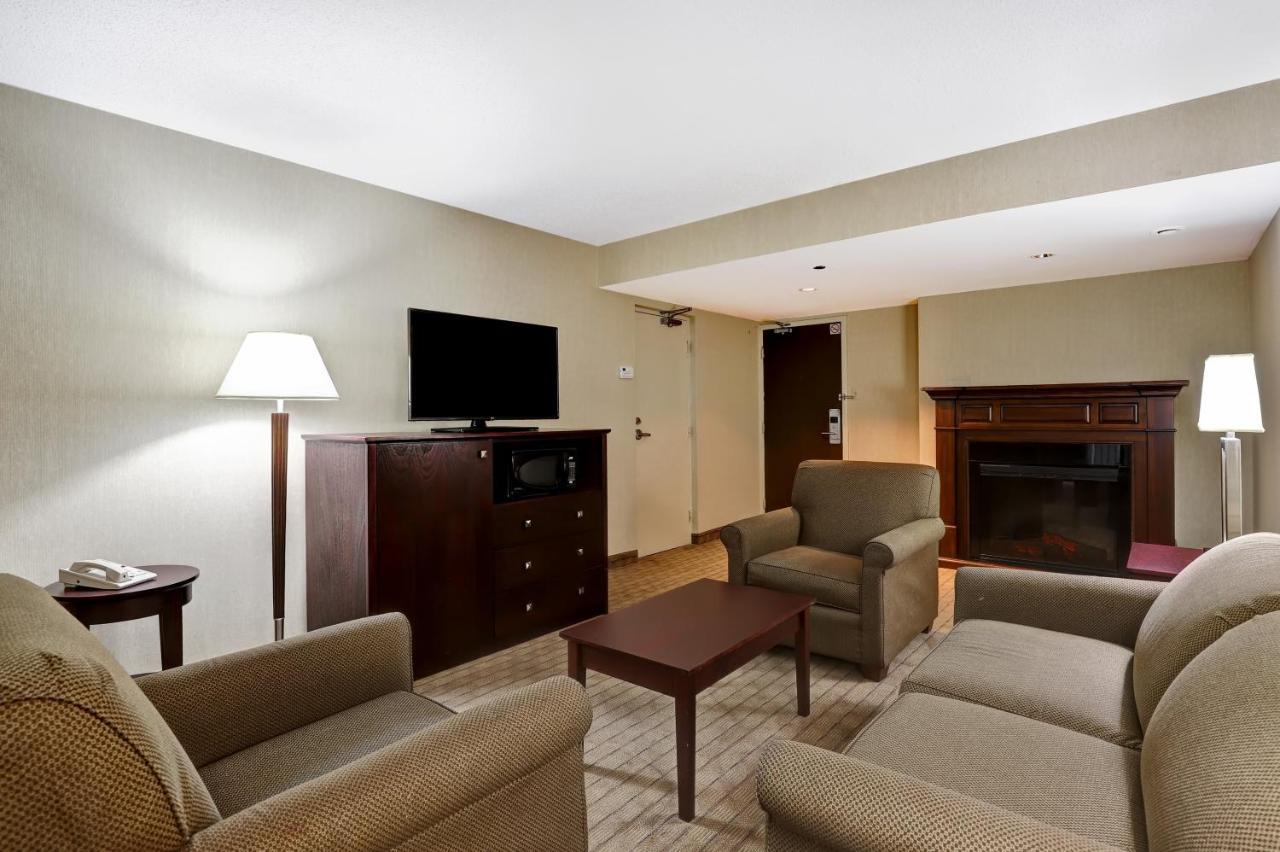 Holiday Inn Guelph Hotel & Conference Centre, An Ihg Hotel 外观 照片